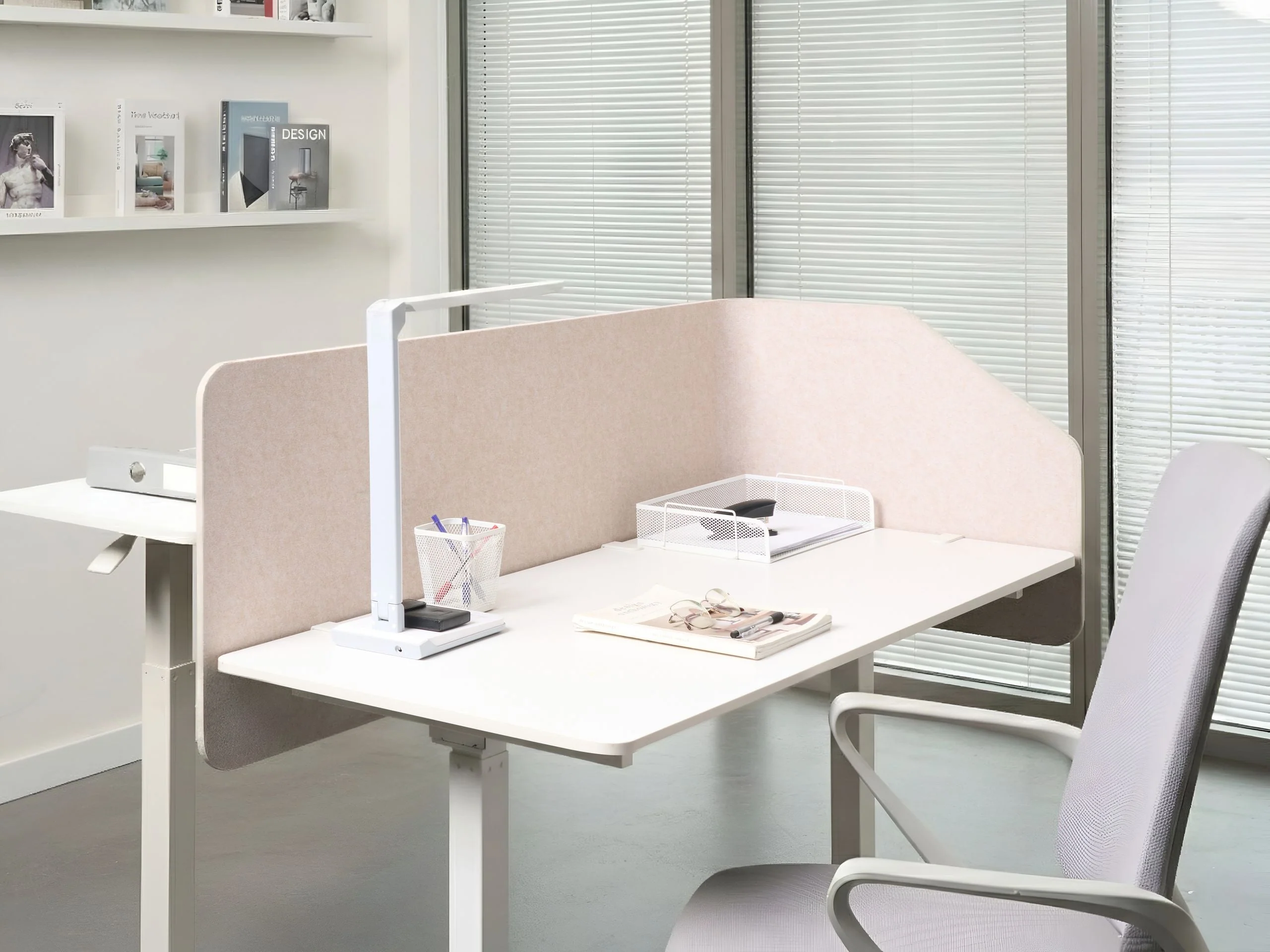 Beliani-FOLDY-Bureauscherm-Beige-120 x 60 x 50 cm-Synthetisch - Image 2