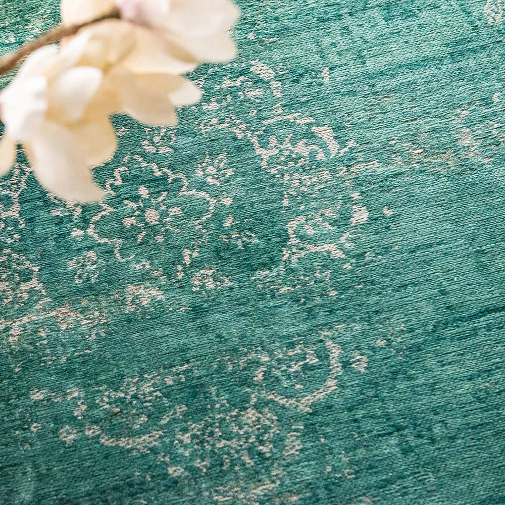 Louis de Poortere Medallion Fading World Vloerkleed 140 x 200 cm - Jade - Image 8