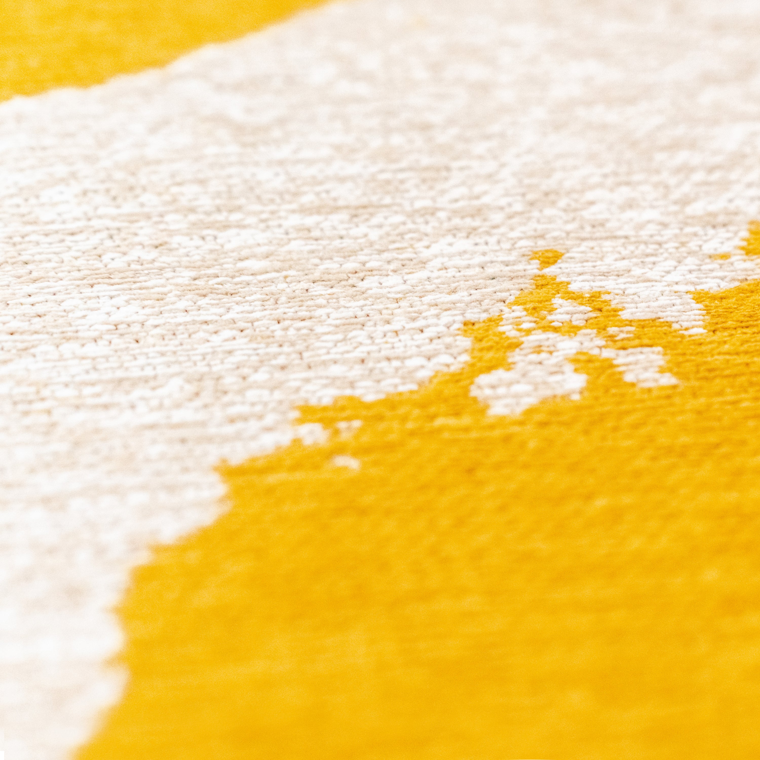 Louis de Poortere Ribbon Vloerkleed 200 x 280 cm - Pure Yellow - Image 9