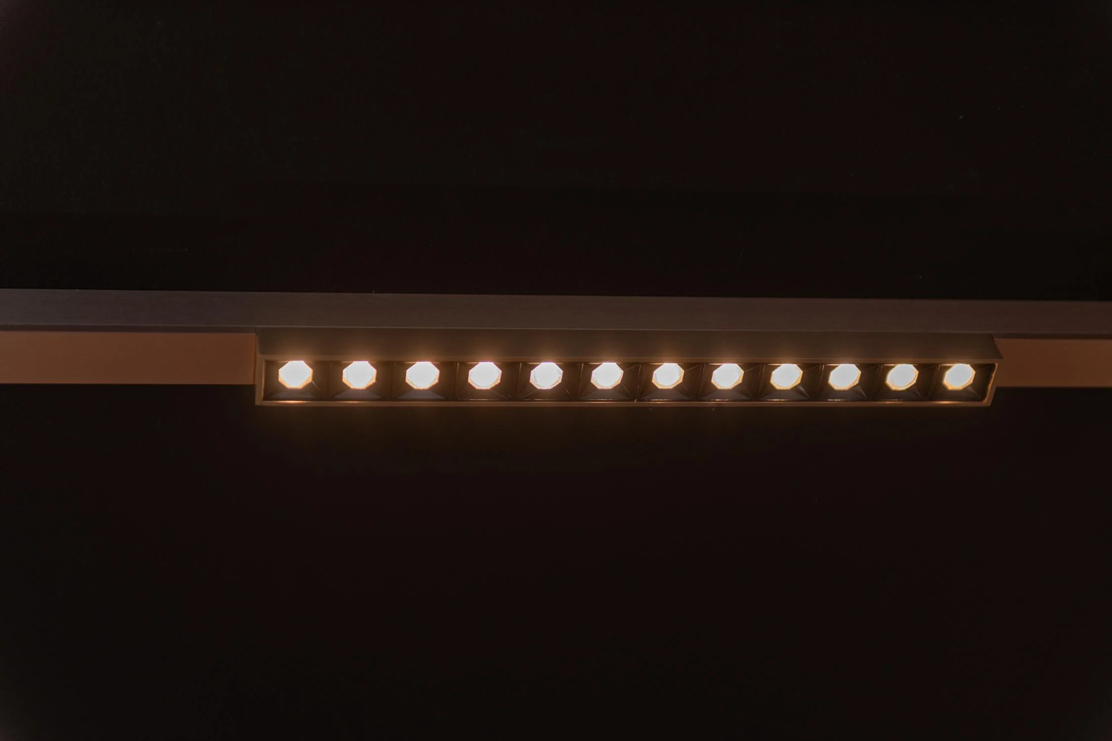 Lucide Premium LINIAL Railverlichting - Champagne kleur - Image 7