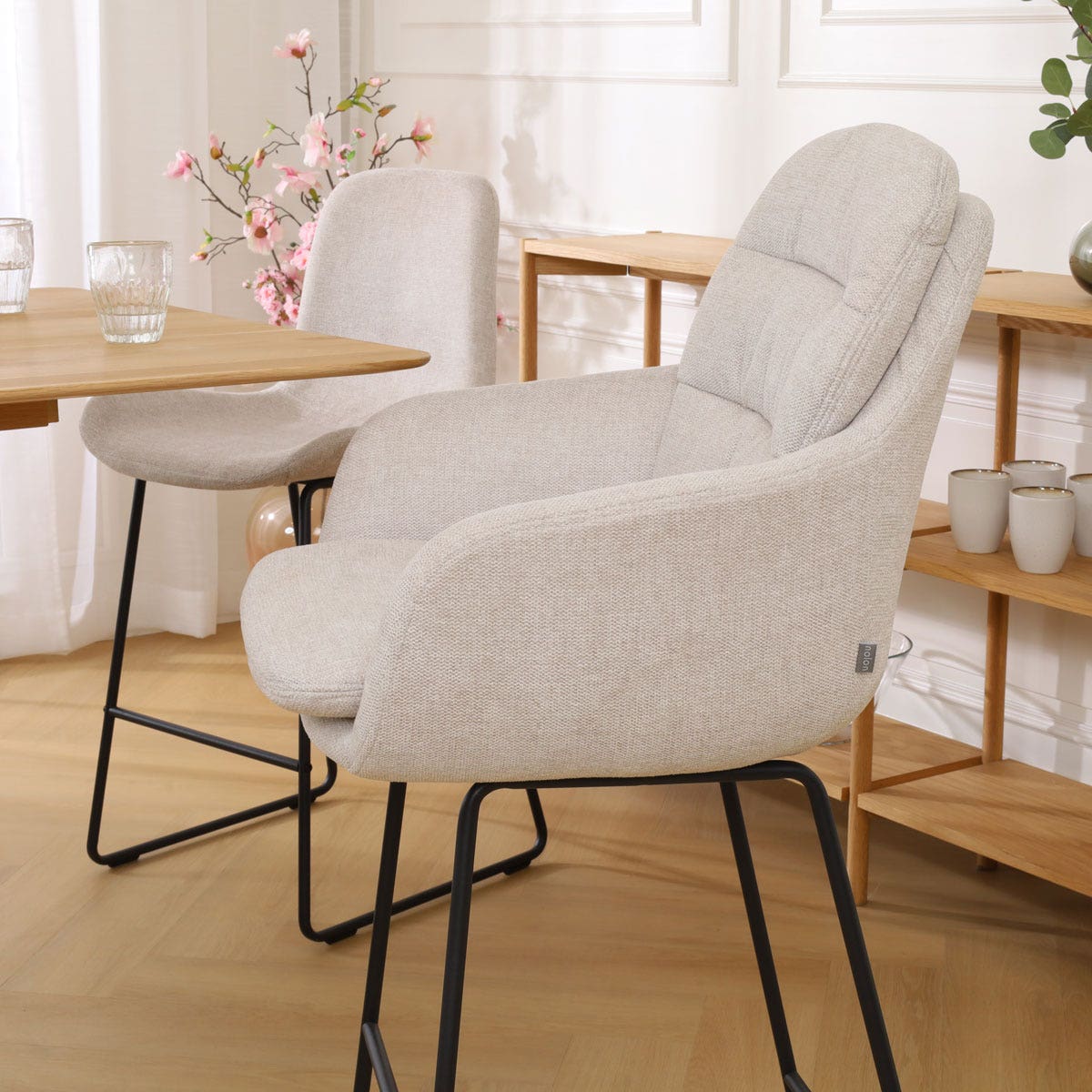 Nolon Nino-Mia Barkruk Beige - met Armleuning - Zwart - 75 cm - Image 10