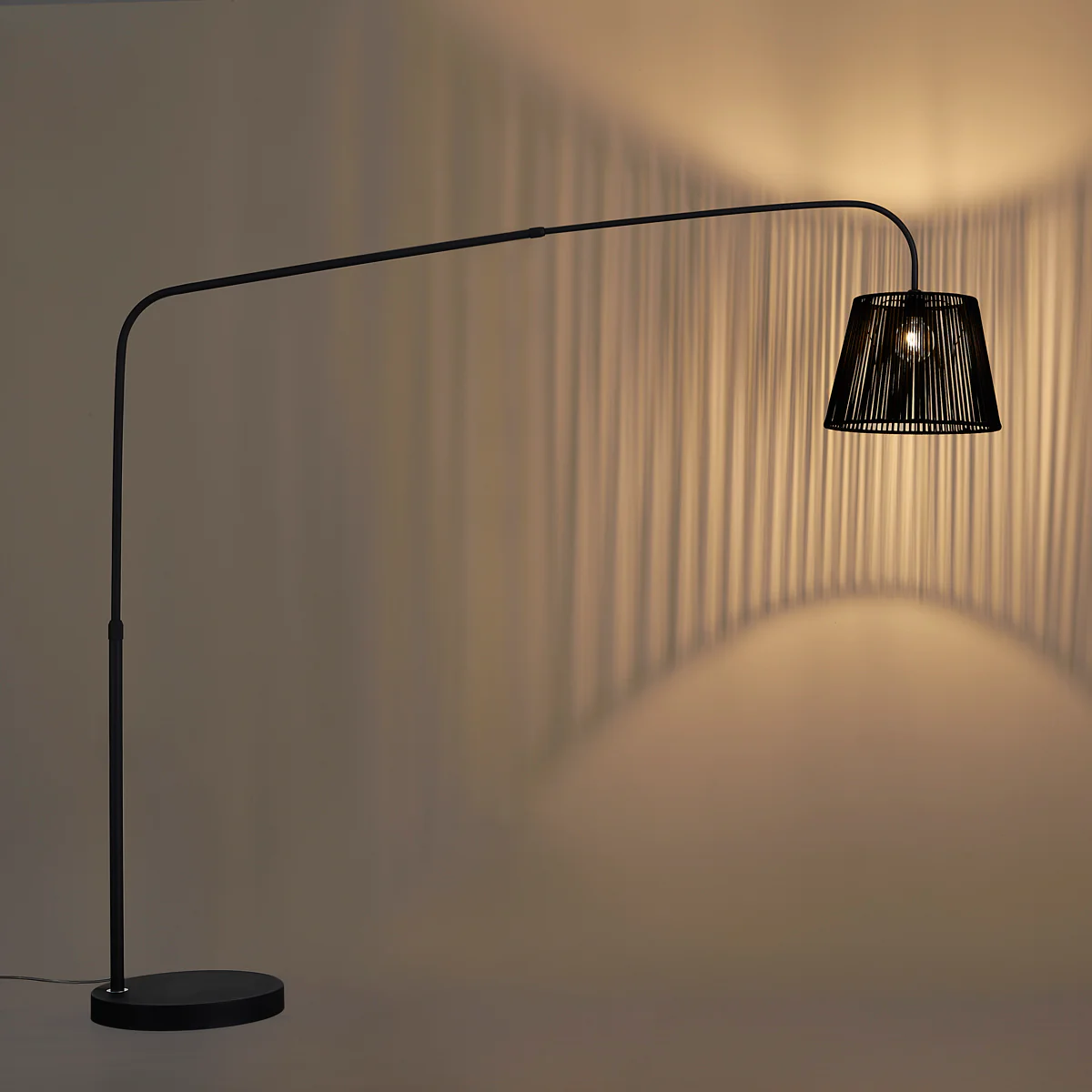 QAZQA Japandi buiten vloerlamp zwart met zwarte kap van touw IP44 - - Image 10