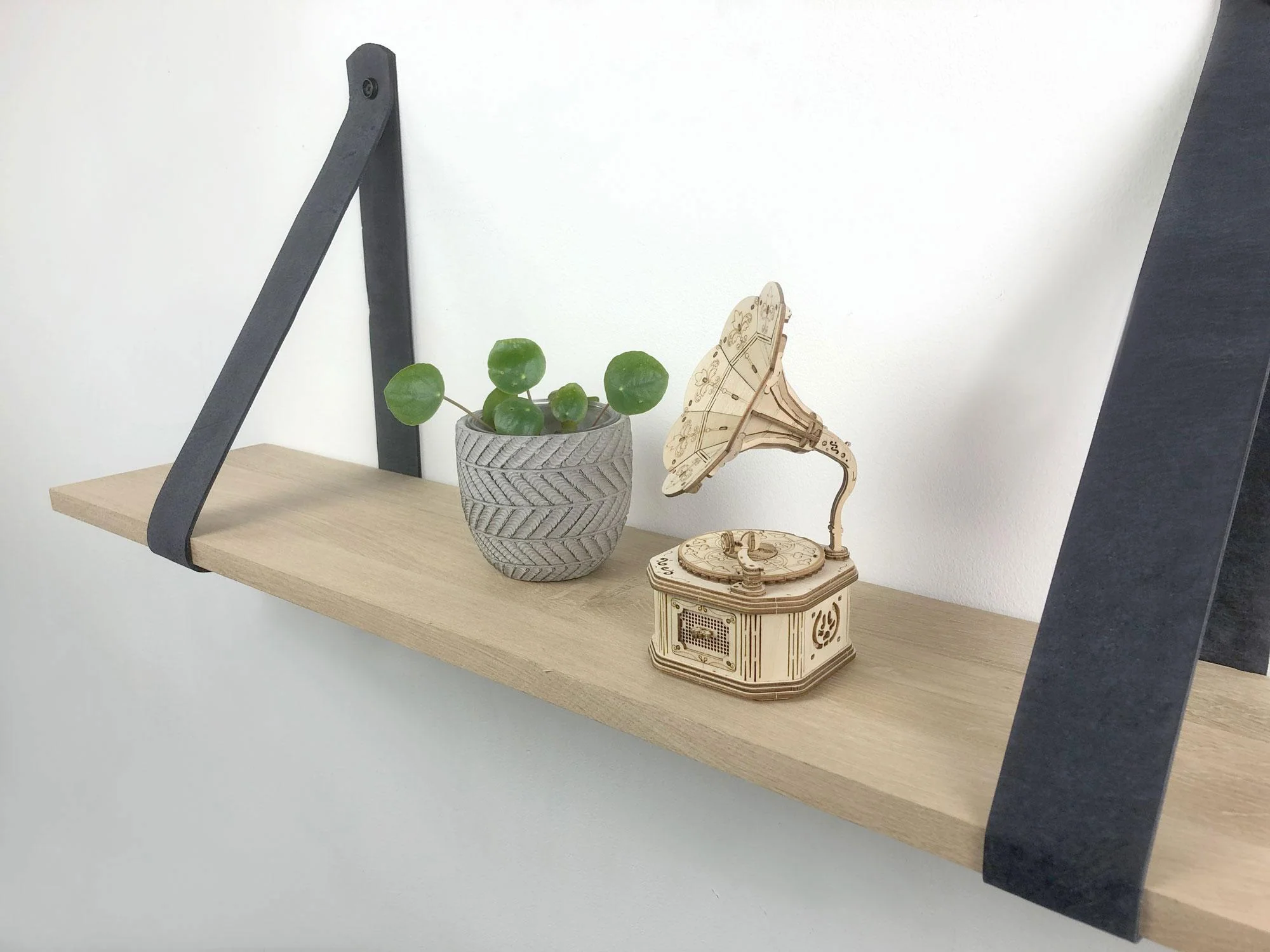 Woodbrothers Eiken 18mm wandplank recht 140x30cm + leren riem grijs - Image 3