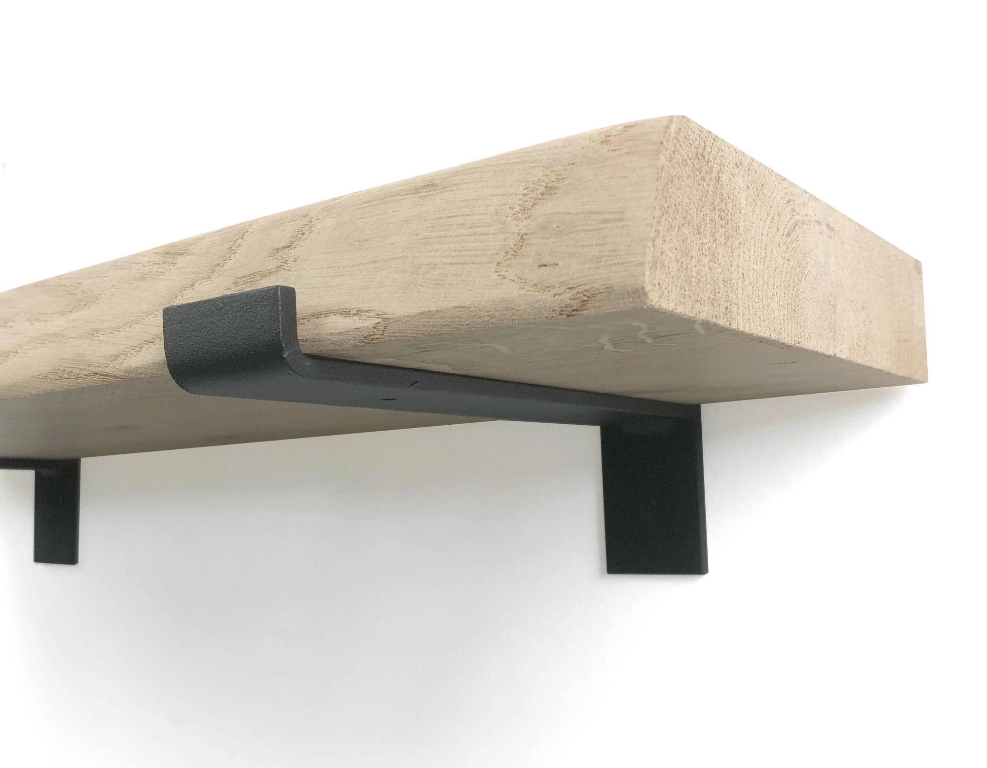 Woodbrothers Eiken wandplank boomkant 100cm + 20cm diepe zwarte drager - Image 2