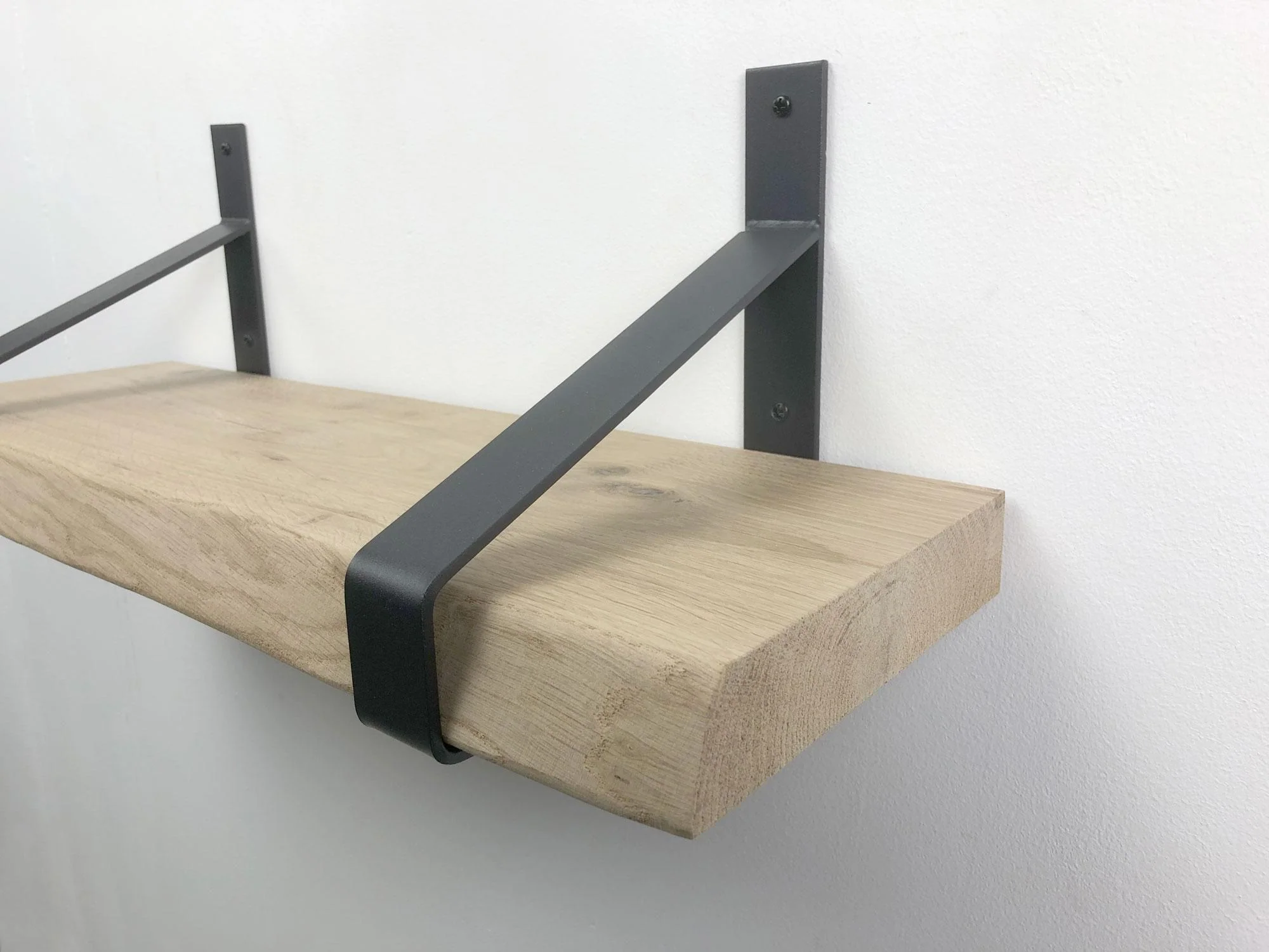 Woodbrothers Eiken wandplank boomkant 100cm + 30cm diepe dragers - Image 3