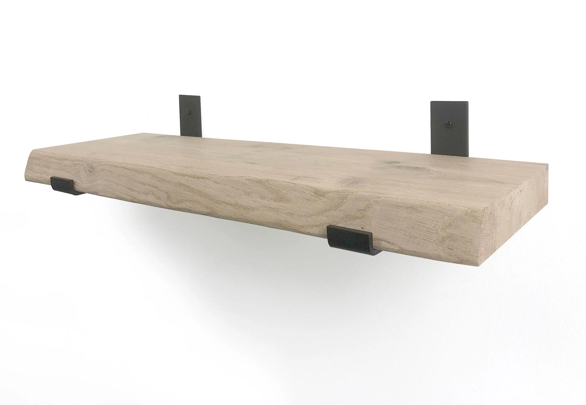 Woodbrothers Eiken wandplank boomkant 80cm + 20cm diepe zwarte dragers