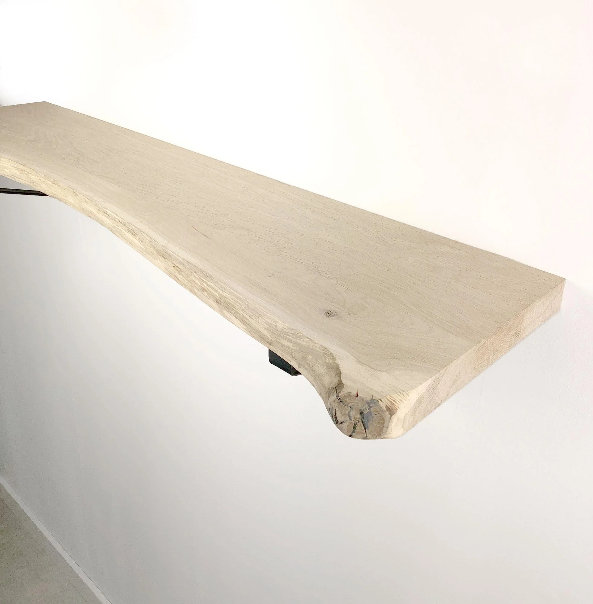 Woodbrothers Eiken wandplank massief boomstam 120x30cm + dragers - Image 2