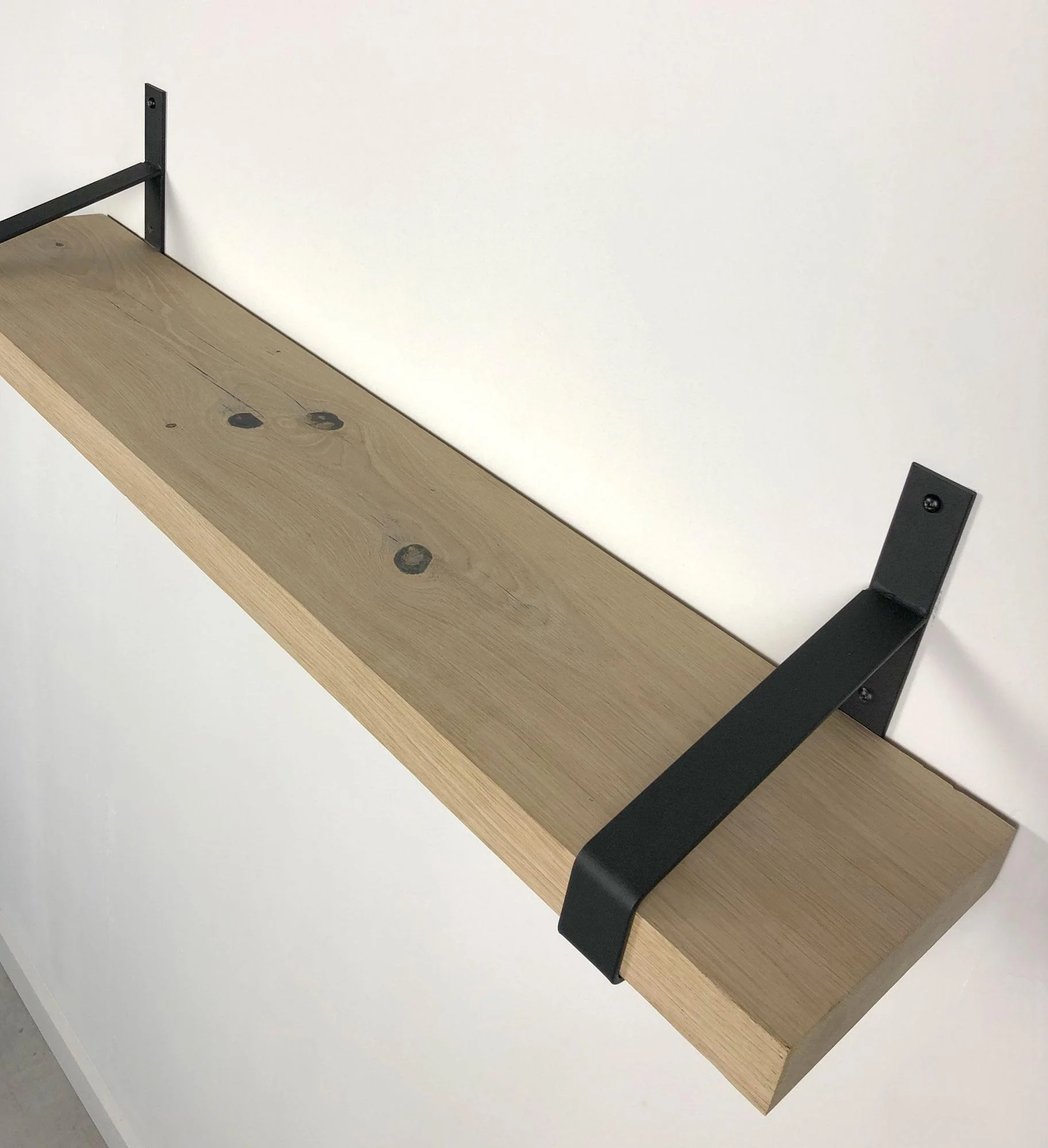 Woodbrothers Eiken wandplank massief recht 80x30cm + dragers - Image 3