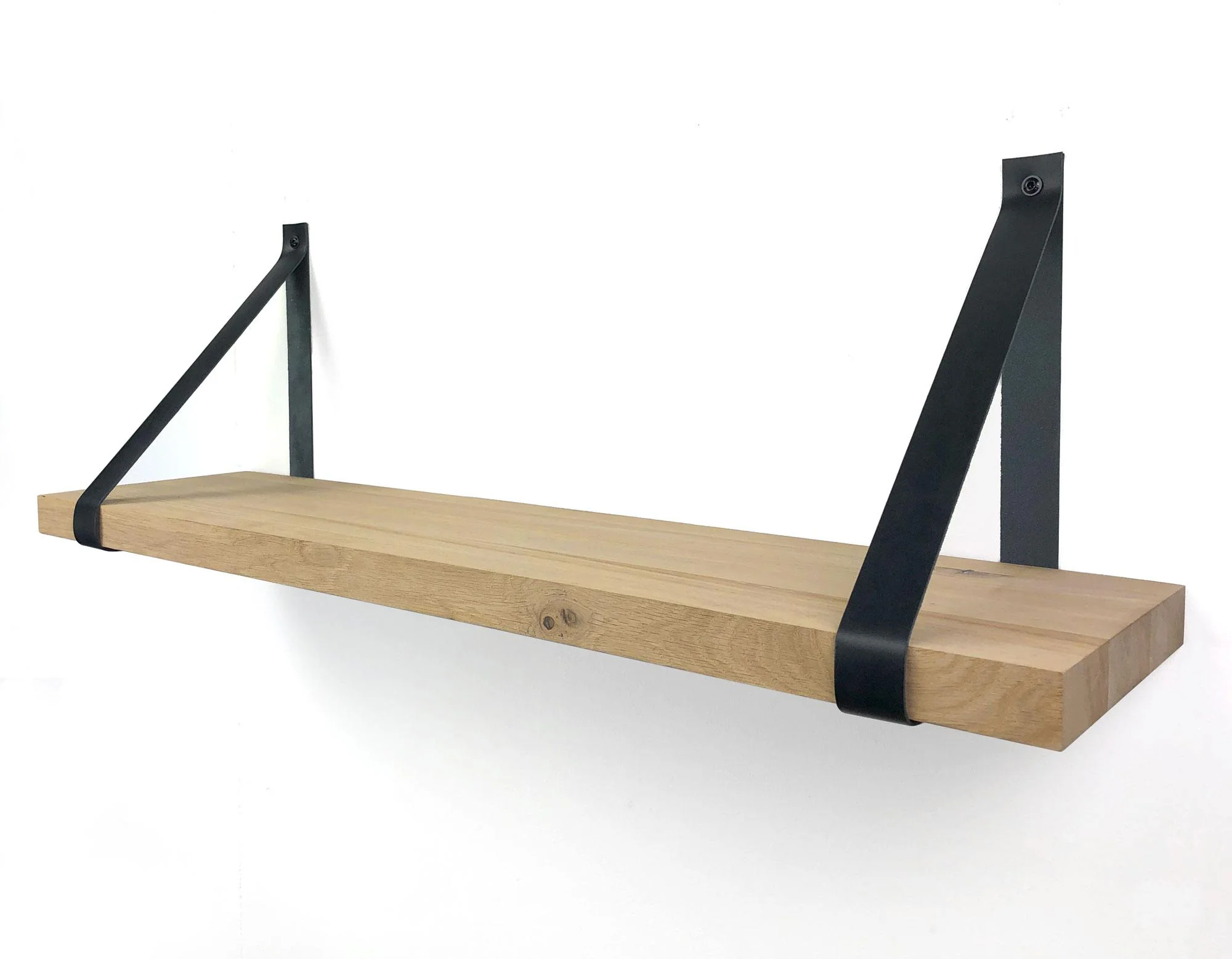 Woodbrothers Eiken wandplank massief recht 80x30cm + leren riem zwart